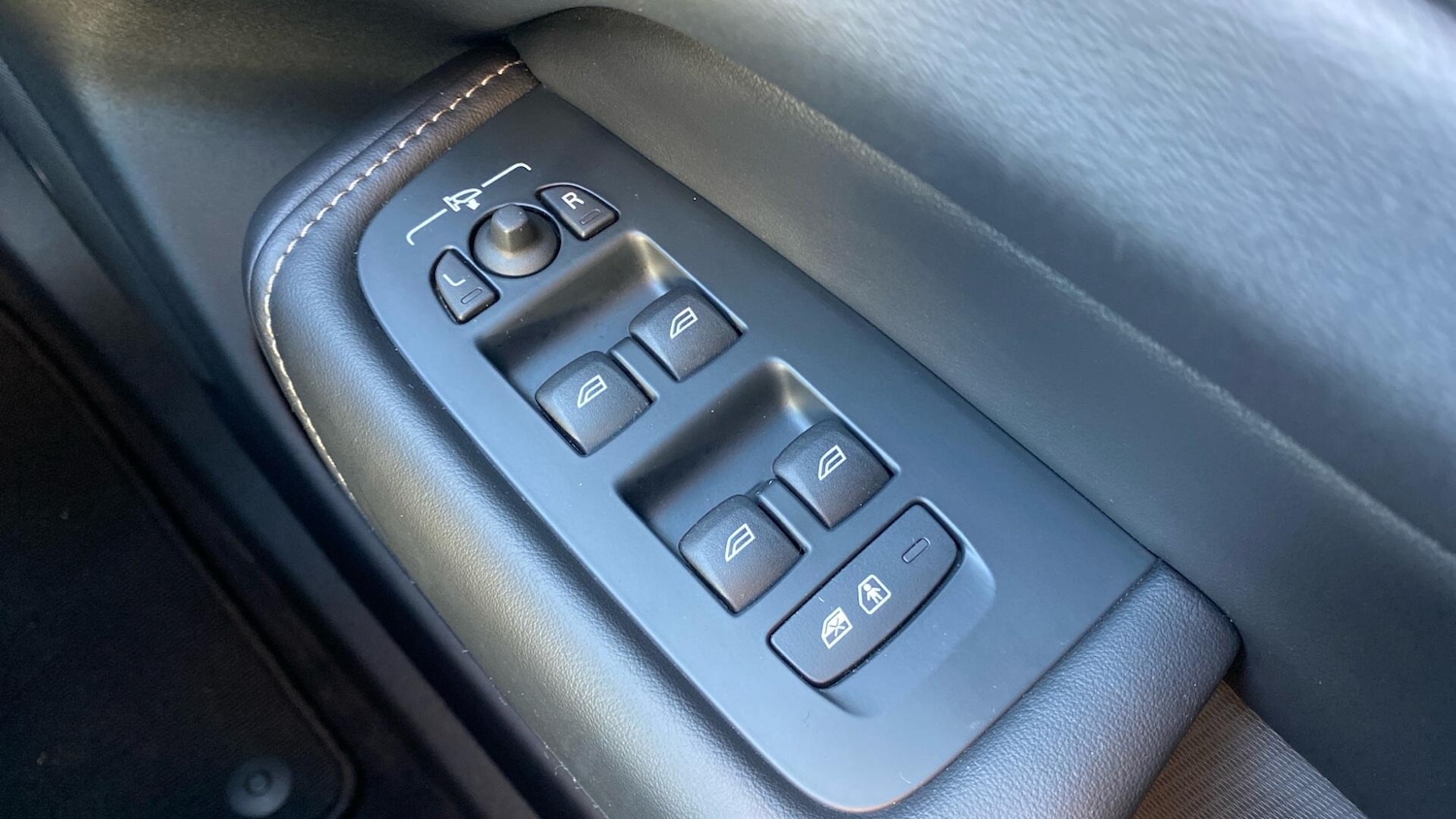 Used Volvo XC60 2024 for sale - 77839174: Photo 20