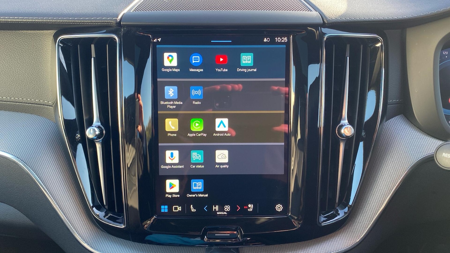 Used Volvo XC60 2024 for sale - 77839174: Photo 26