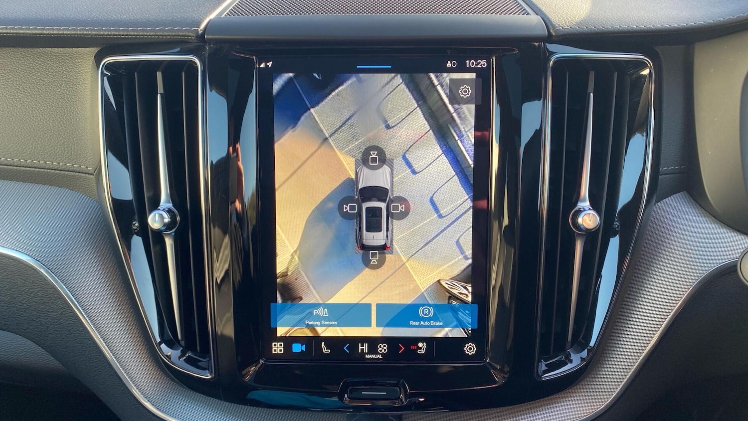 Used Volvo XC60 2024 for sale - 77839174: Photo 31