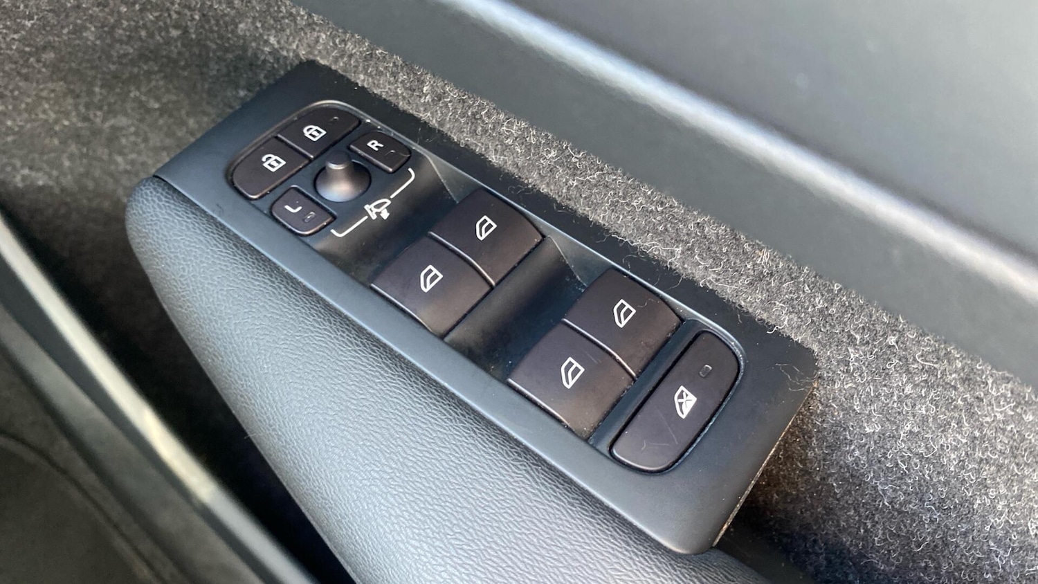 Used Volvo XC40 2019 for sale - 78204629: Photo 16