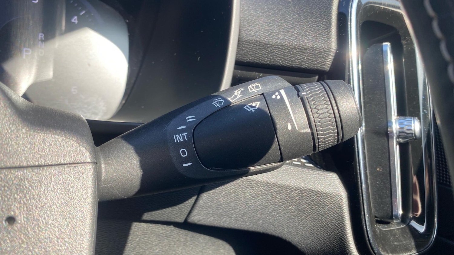 Used Volvo XC40 2019 for sale - 78204629: Photo 33