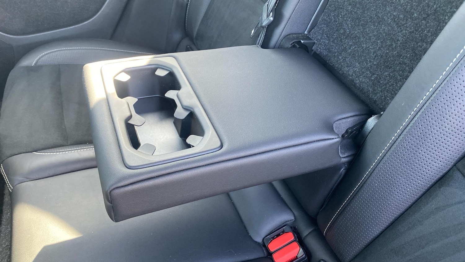 Used Volvo XC40 2019 for sale - 78204629: Photo 34