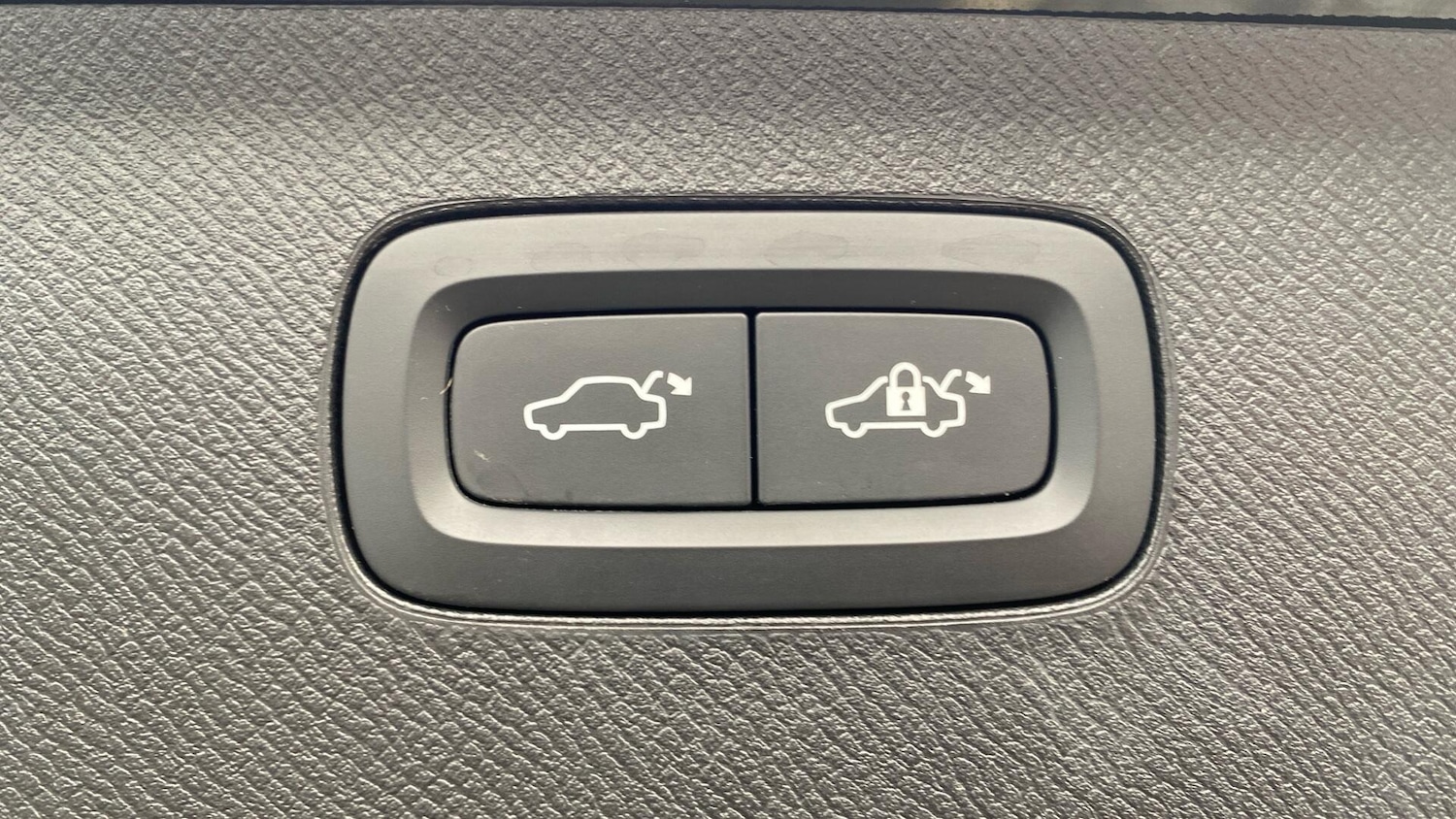 Used Volvo XC90 2021 for sale - 76866144: Photo 33