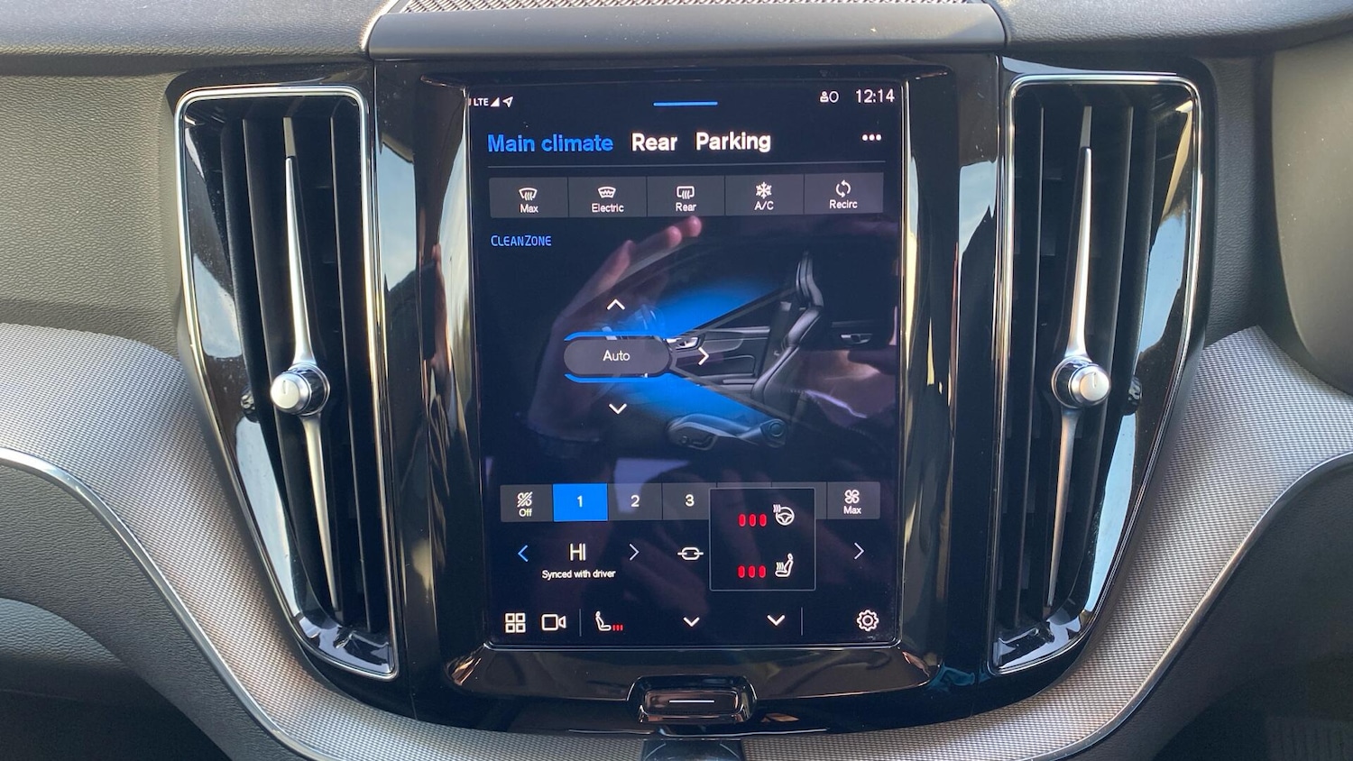 Used Volvo XC60 2023 for sale - 76729041: Photo 17