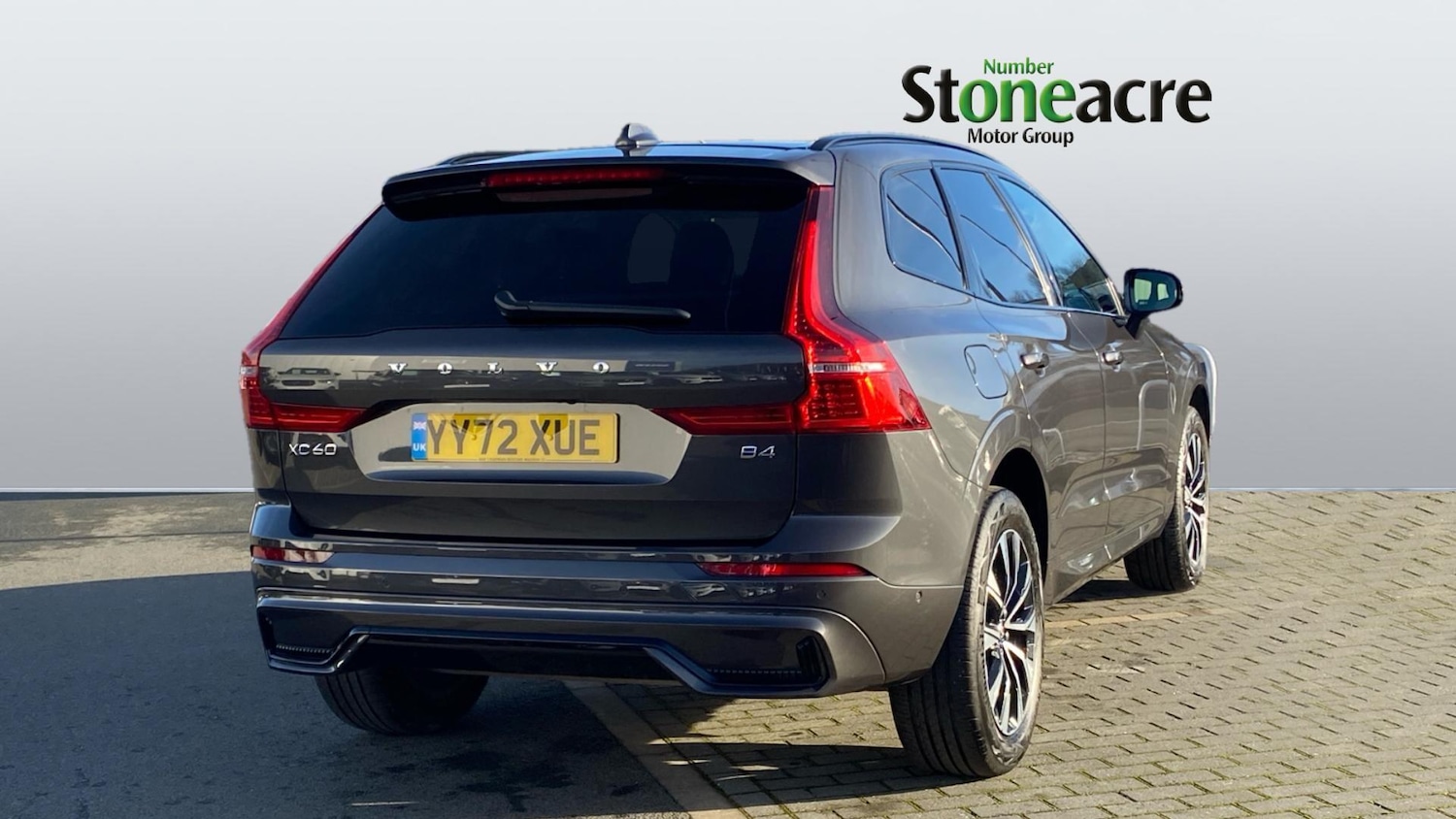 Used Volvo XC60 2023 for sale - 76729041: Photo 2