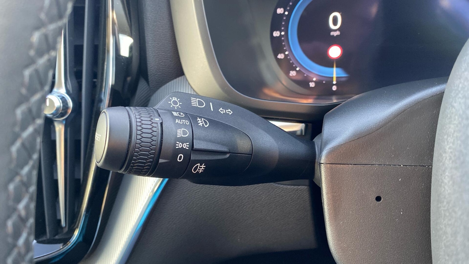 Used Volvo XC60 2023 for sale - 76729041: Photo 21