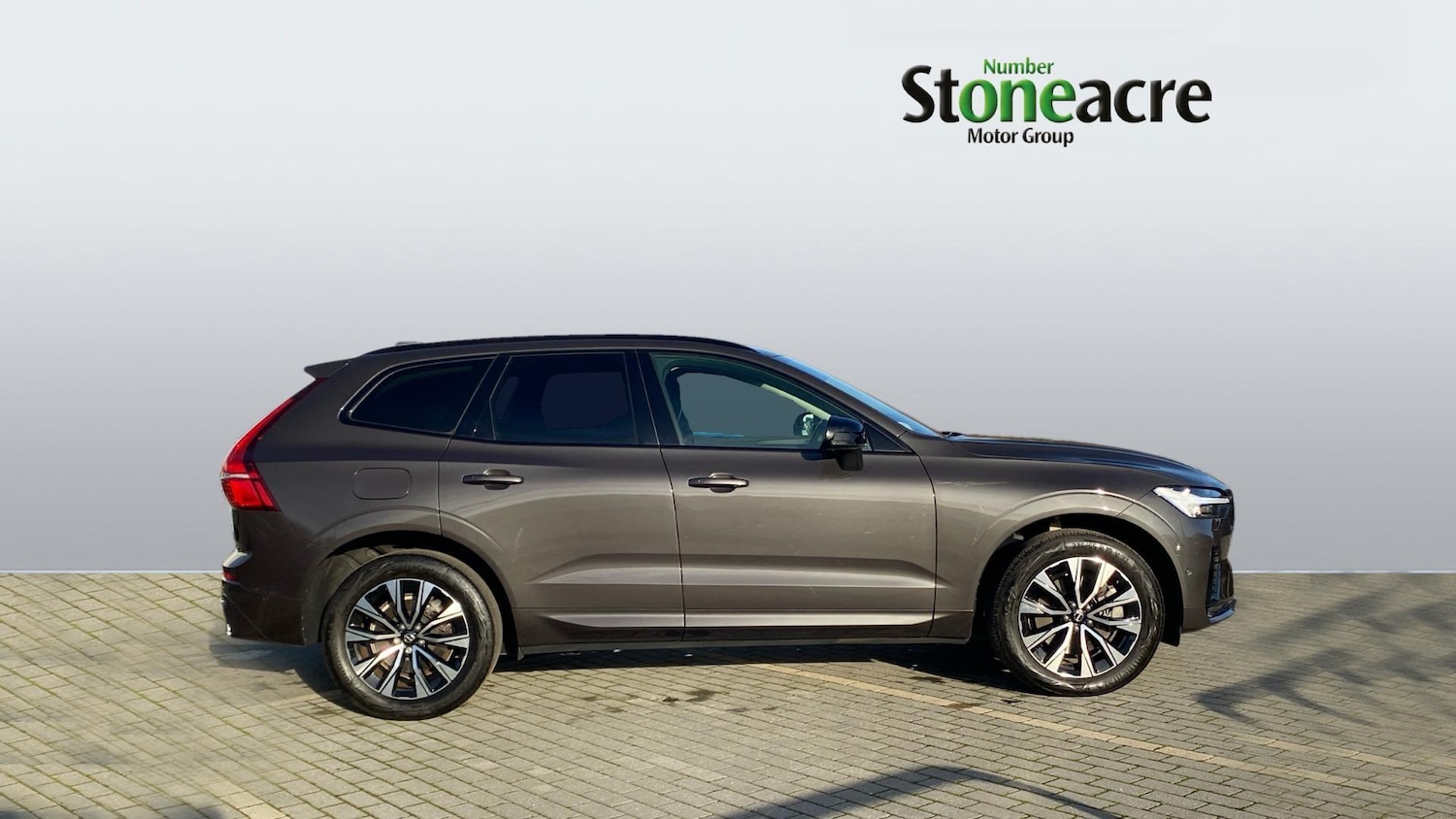 Used Volvo XC60 2023 for sale - 76729041: Photo 4