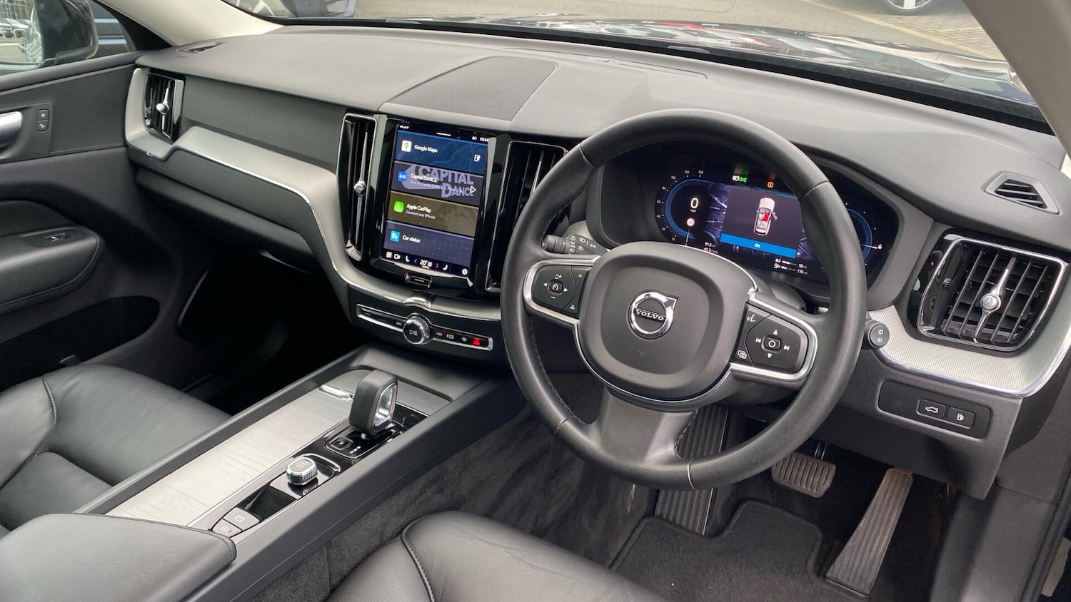 Used Volvo XC60 2023 for sale - 77101685: Photo 10