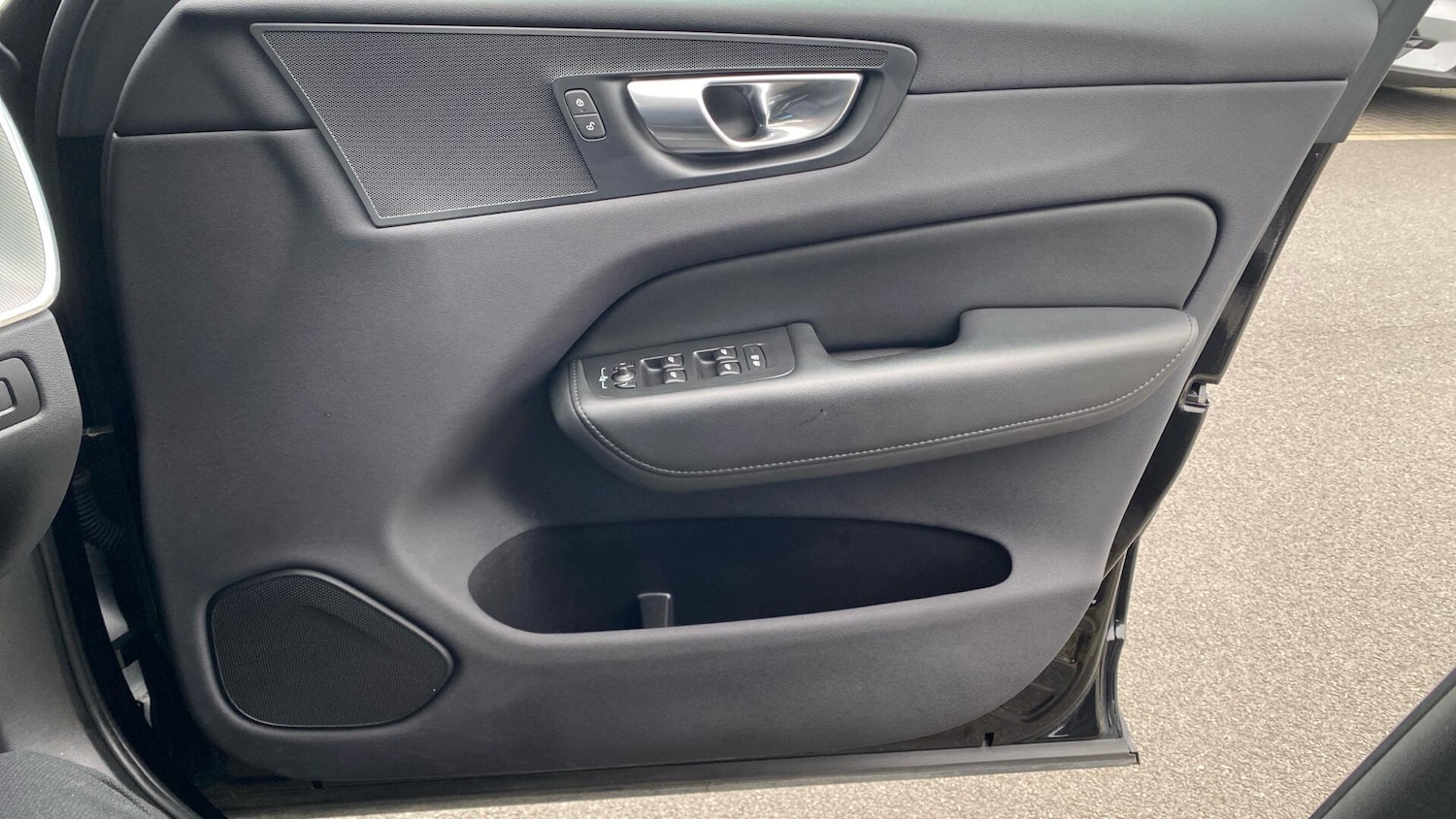 Used Volvo XC60 2023 for sale - 77101685: Photo 23