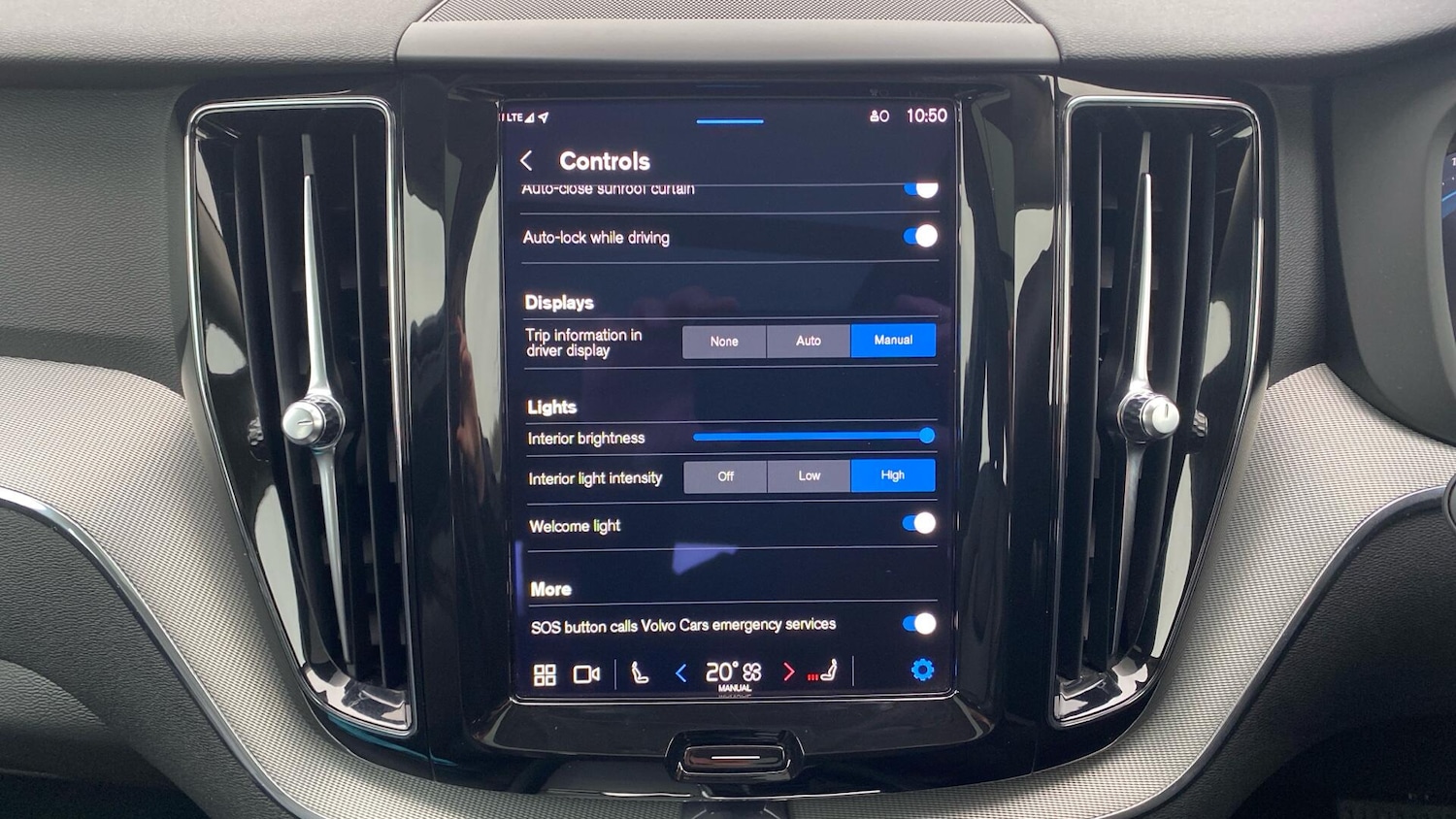 Used Volvo XC60 2023 for sale - 77101685: Photo 33