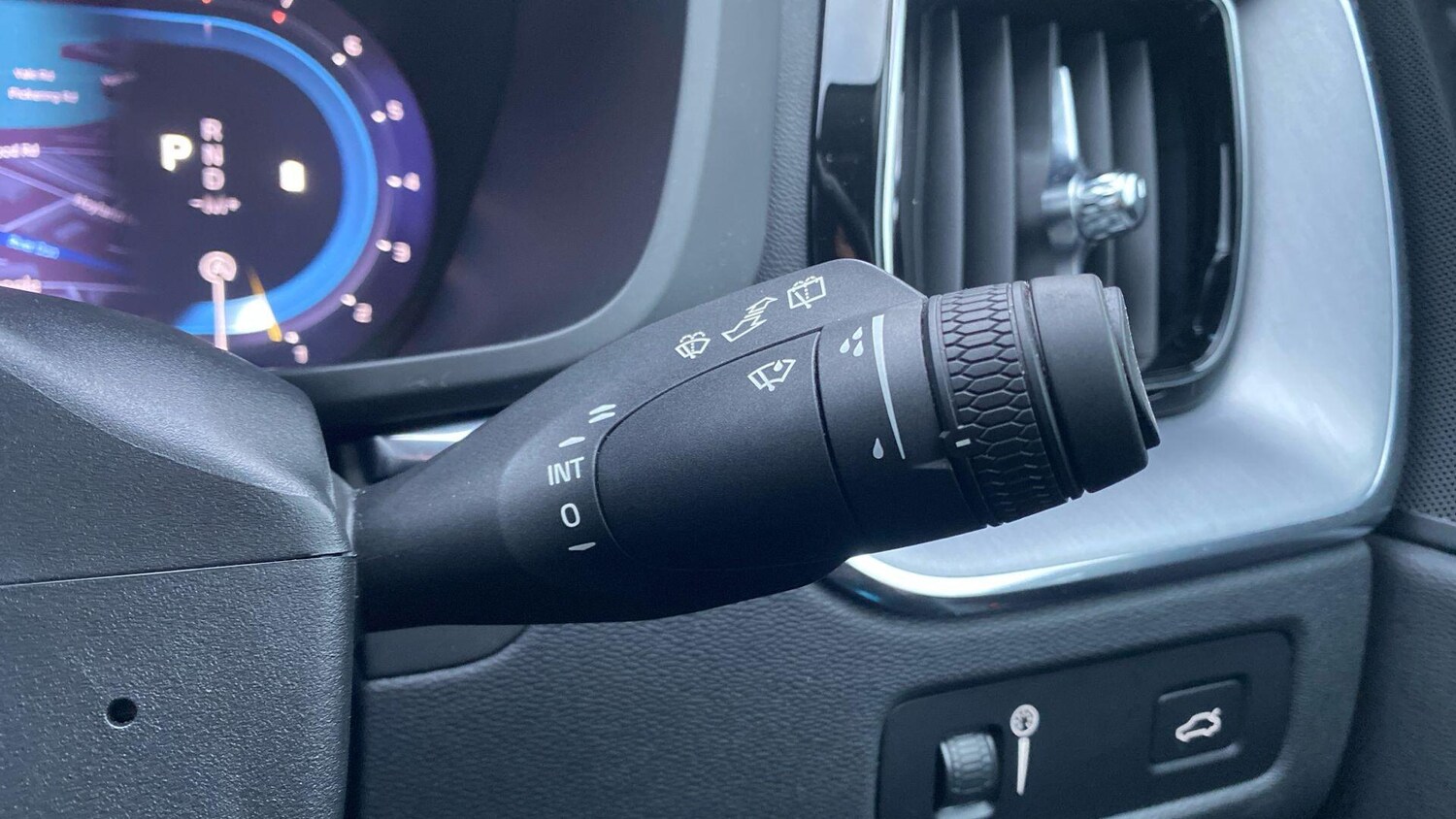 Used Volvo XC60 for sale - 77511461: Photo 17