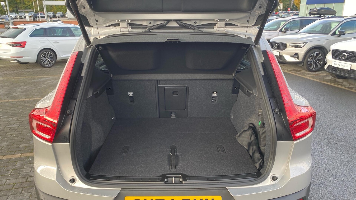 Used Volvo XC40 2024 for sale - 76423772: Photo 14