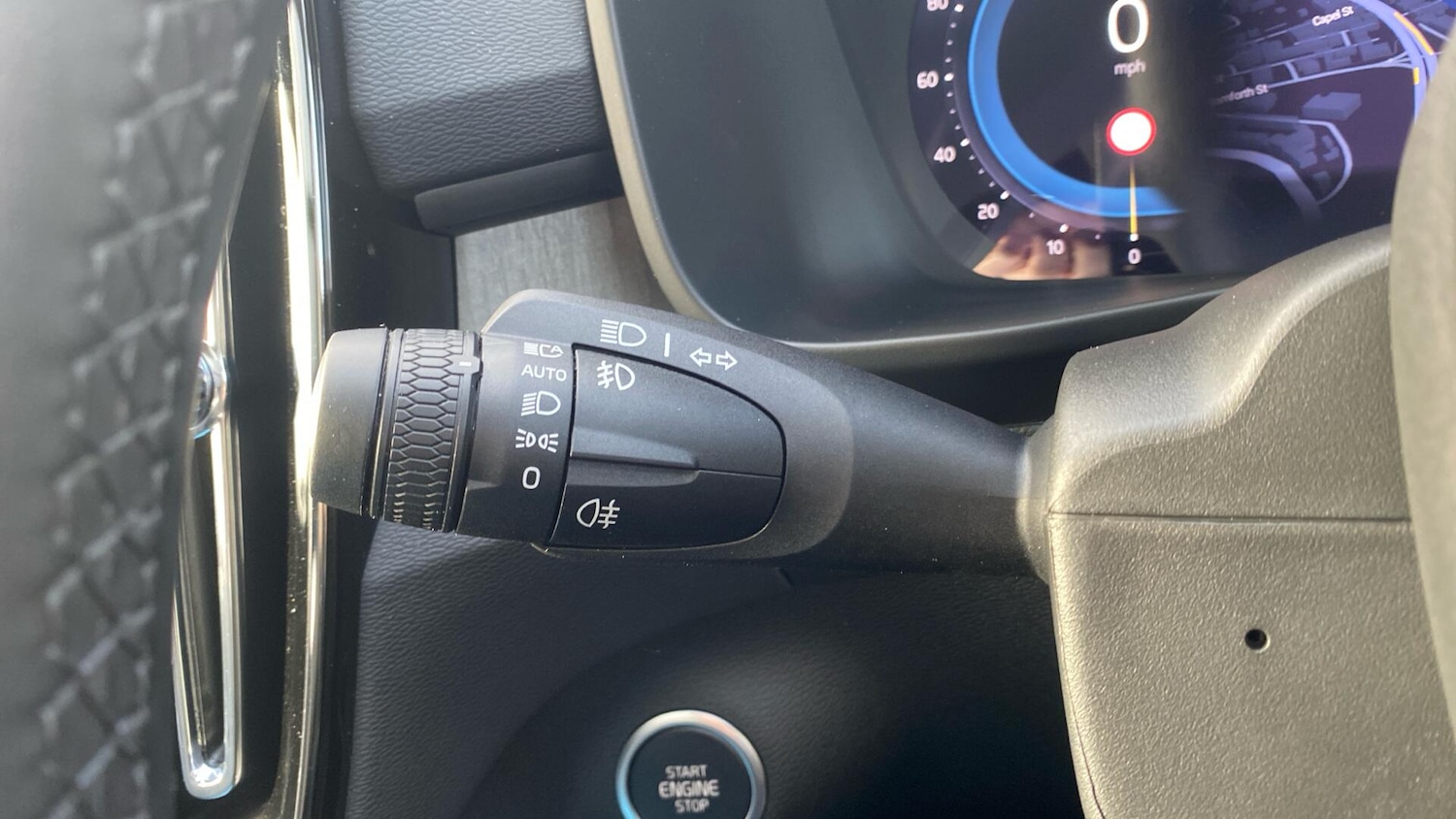 Used Volvo XC40 2024 for sale - 76423772: Photo 21