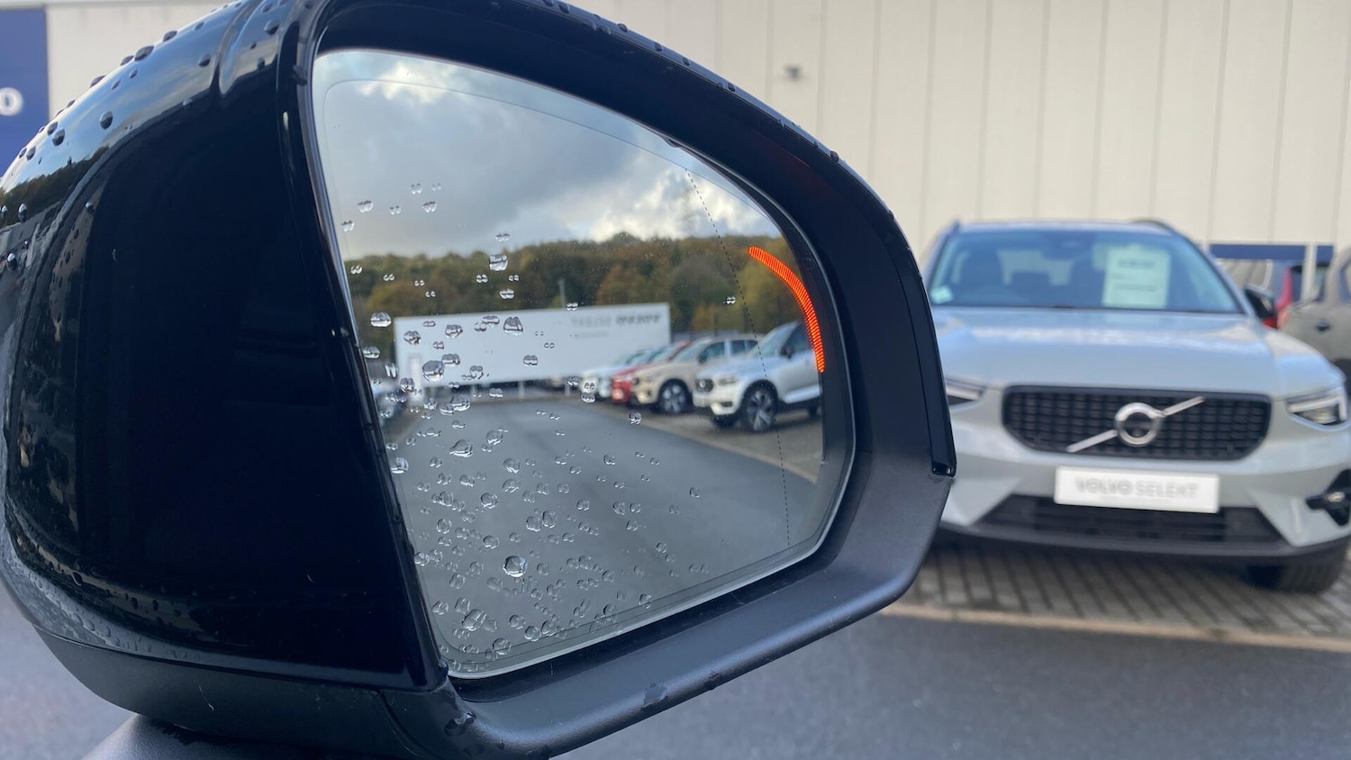 Used Volvo XC40 2024 for sale - 76423772: Photo 33