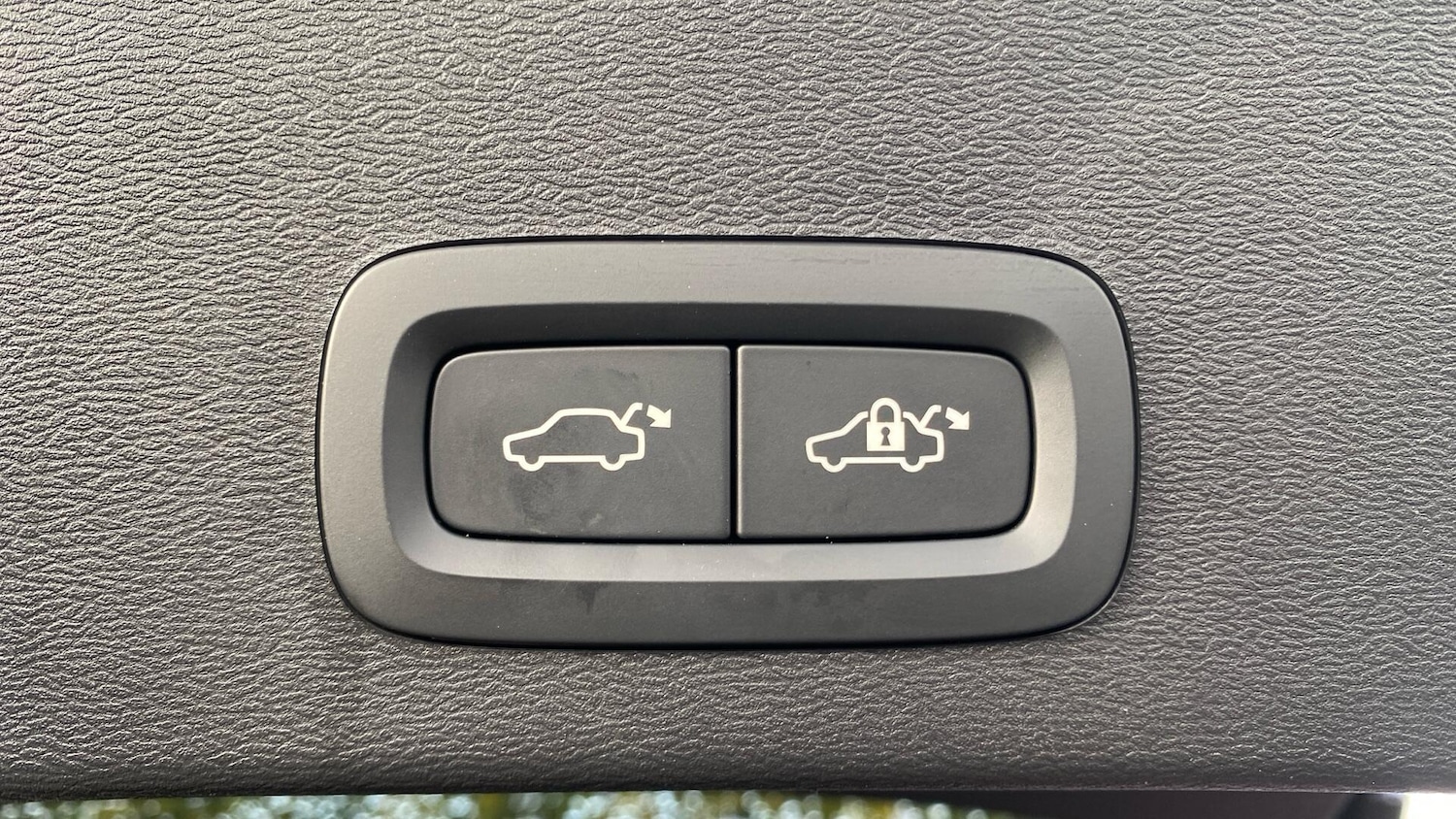 Used Volvo XC40 2024 for sale - 76423772: Photo 36