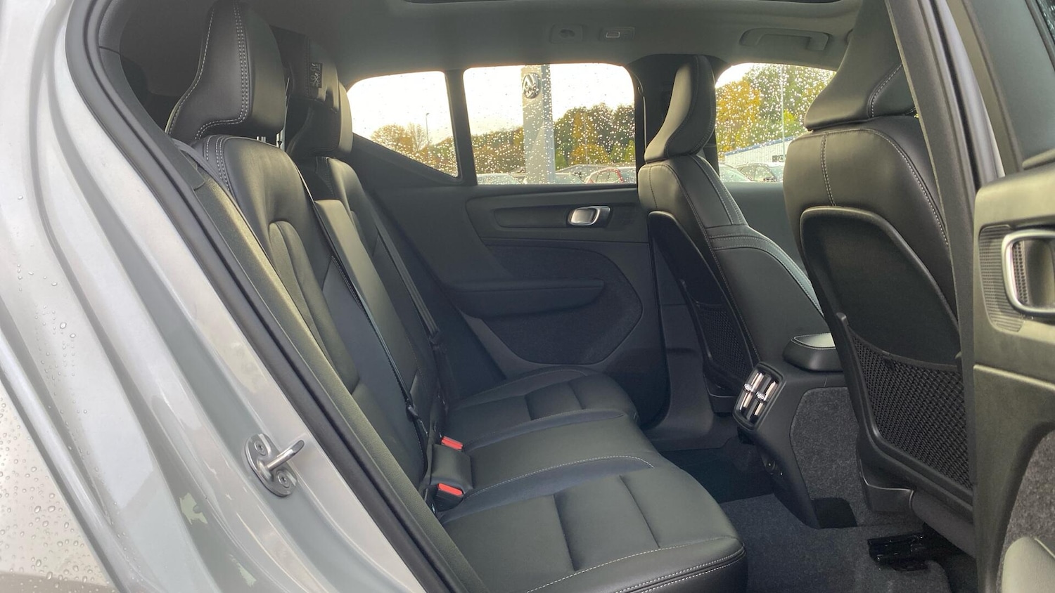 Used Volvo XC40 2024 for sale - 76423772: Photo 7