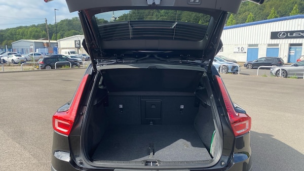Used Volvo XC40 2023 for sale - 75290867: Photo 13