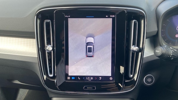 Used Volvo XC40 2023 for sale - 75290867: Photo 17