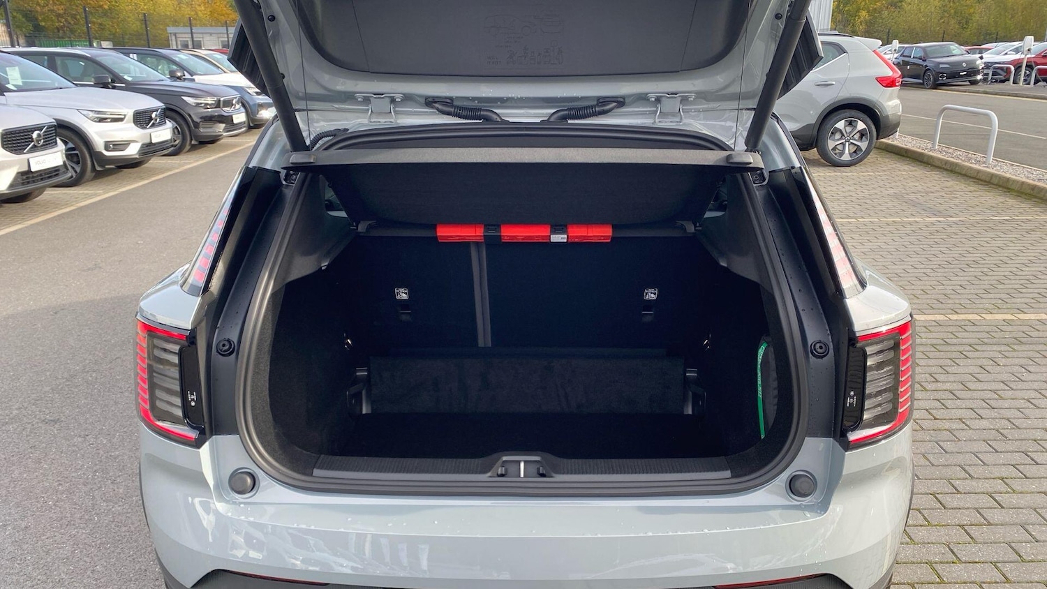 Used Volvo EX30 2025 for sale - 76538068: Photo 14