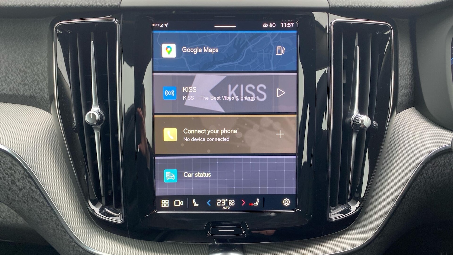 Used Volvo XC60 2023 for sale - 77455879: Photo 12