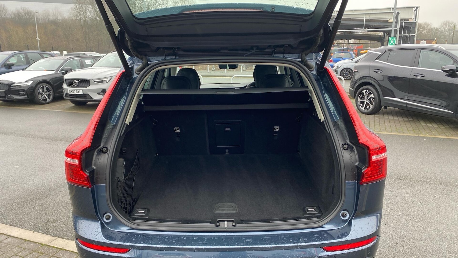 Used Volvo XC60 2023 for sale - 77455879: Photo 13