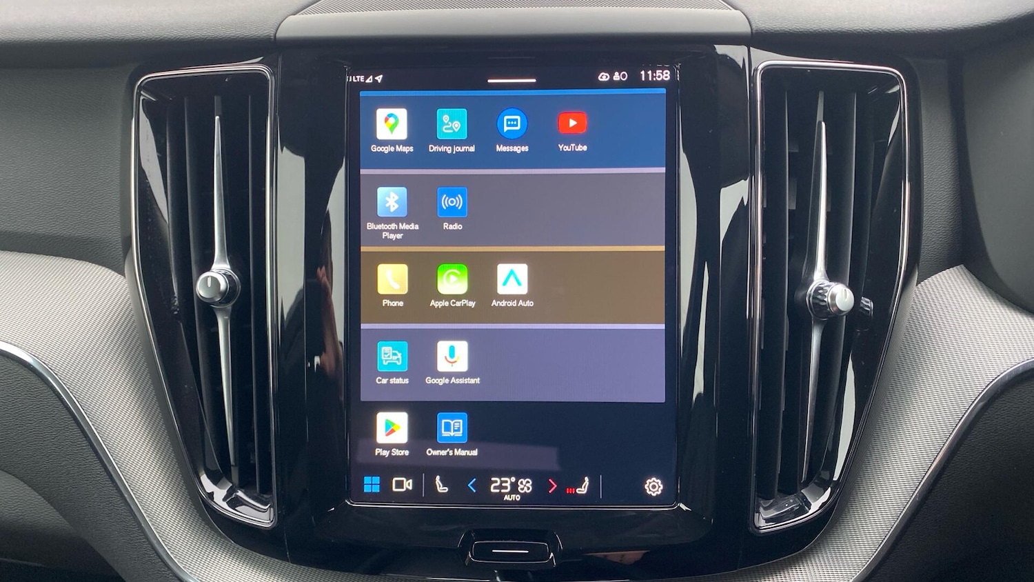 Used Volvo XC60 2023 for sale - 77455879: Photo 17