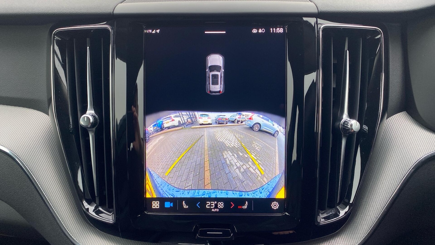 Used Volvo XC60 2023 for sale - 77455879: Photo 19