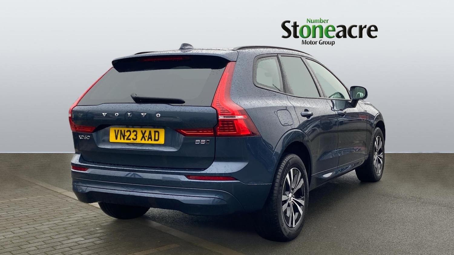 Used Volvo XC60 2023 for sale - 77455879: Photo 2