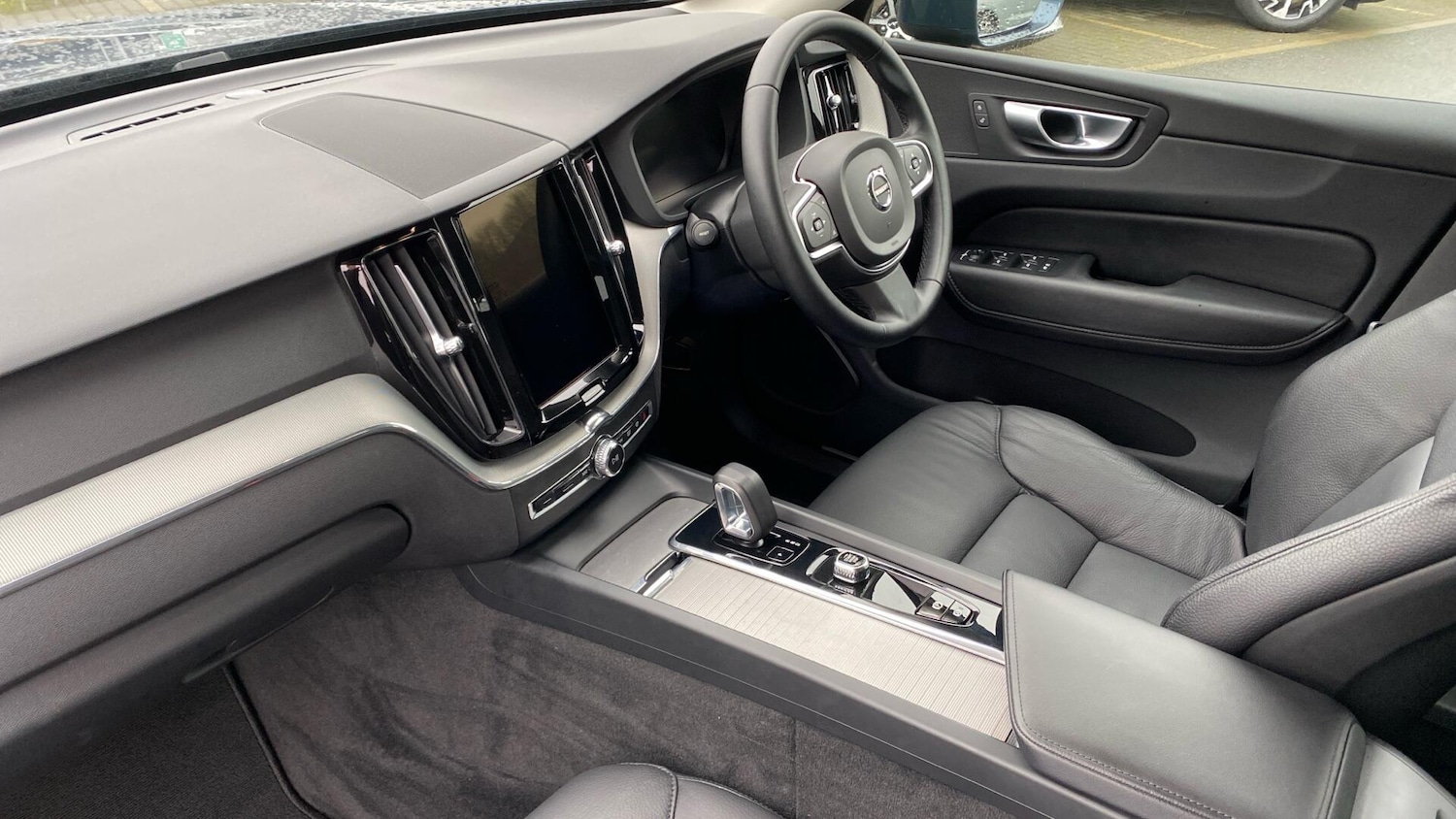 Used Volvo XC60 2023 for sale - 77455879: Photo 37