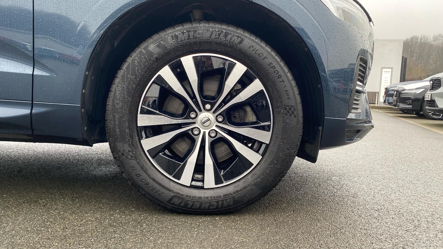 Used Volvo XC60 2023 for sale - 77455879: Photo 9