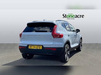 Used Volvo XC40 2025 for sale - 76060391: Photo 2