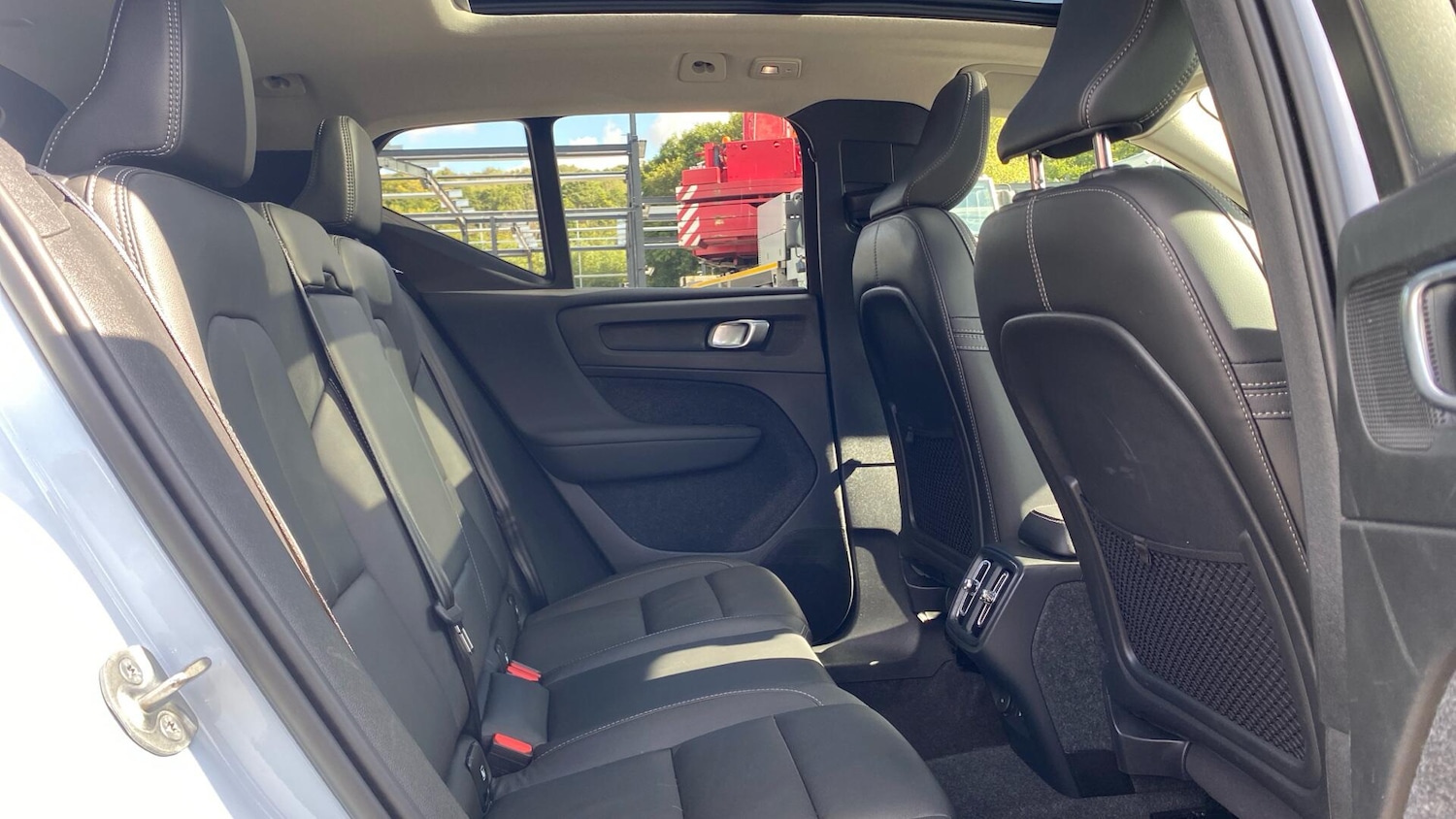 Used Volvo XC40 2025 for sale - 76060391: Photo 6
