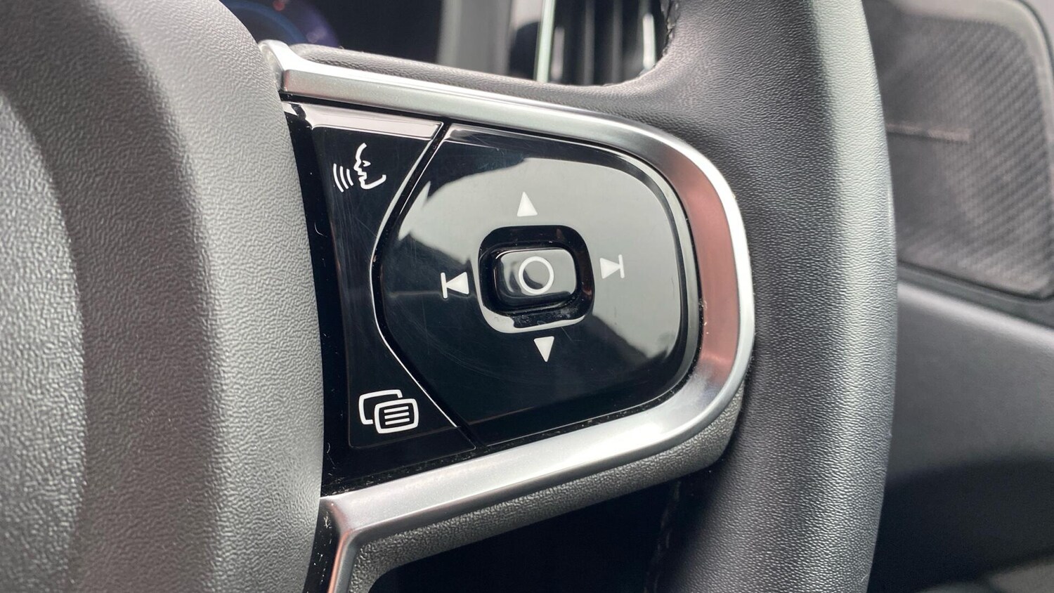 Used Volvo XC60 2023 for sale - 77478682: Photo 16