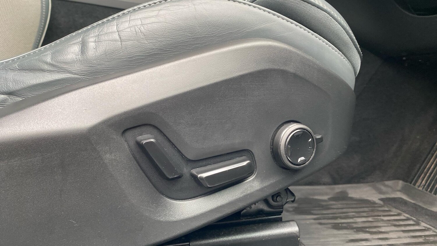 Used Volvo XC60 2023 for sale - 77478682: Photo 21