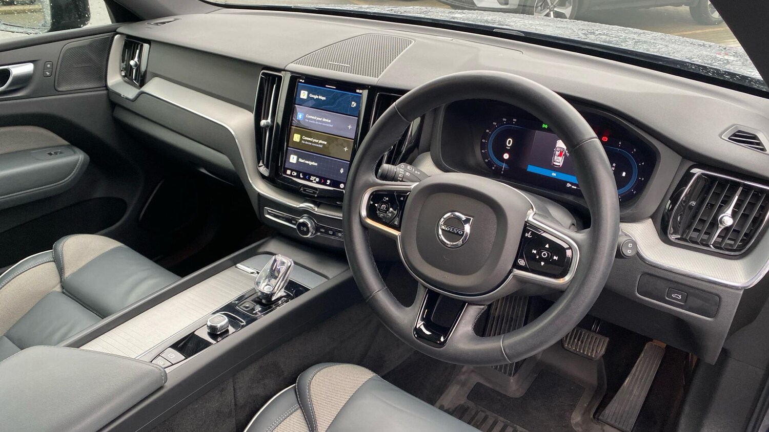 Used Volvo XC60 2023 for sale - 77478682: Photo 9