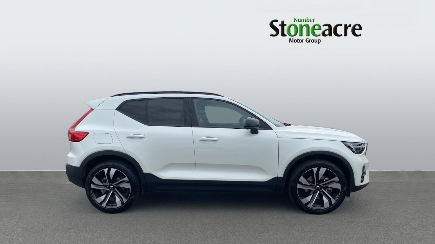 Used Volvo XC40 2025 for sale - 76122221: Photo 3