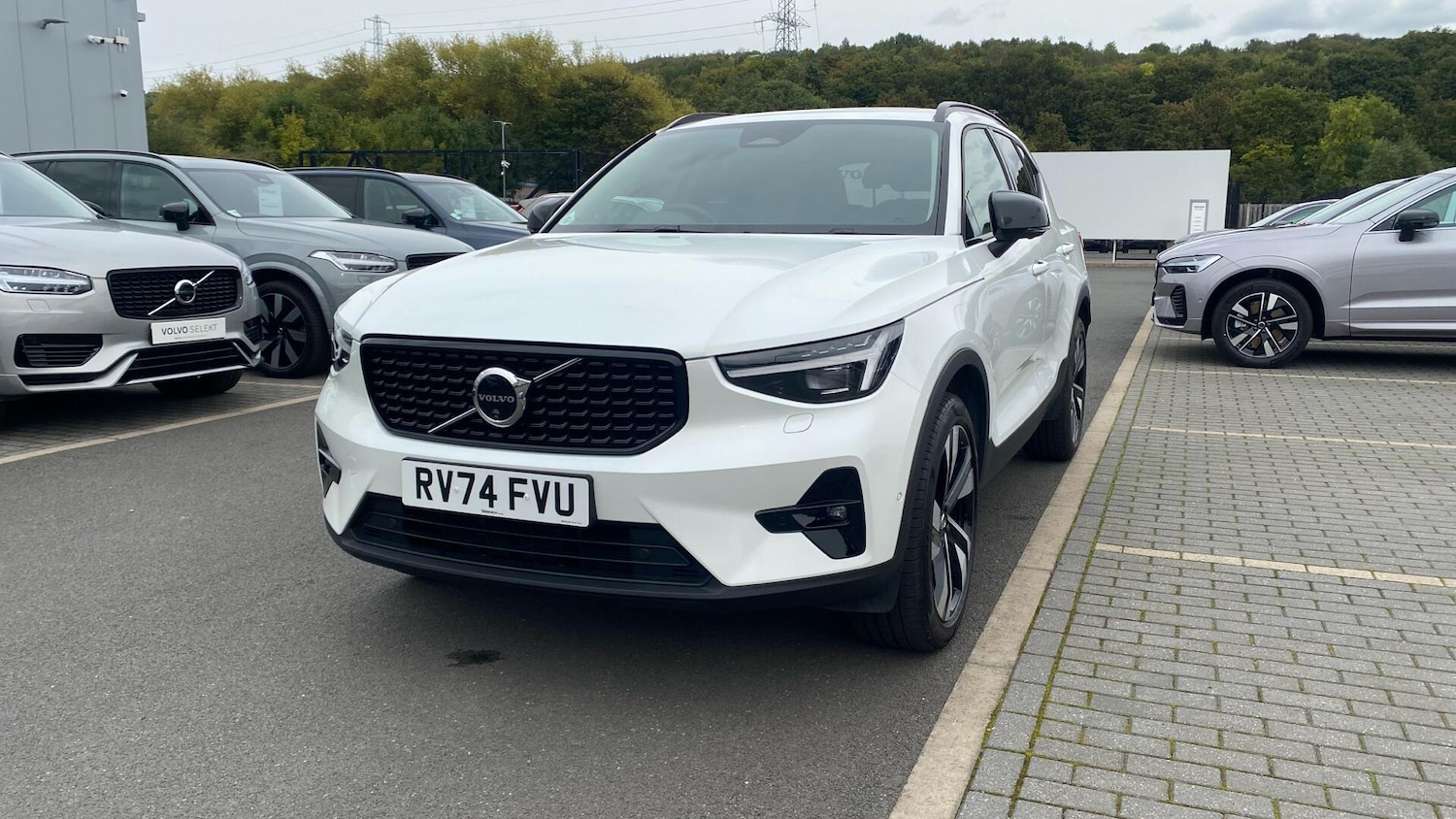 Used Volvo XC40 2025 for sale - 76122221: Photo 35