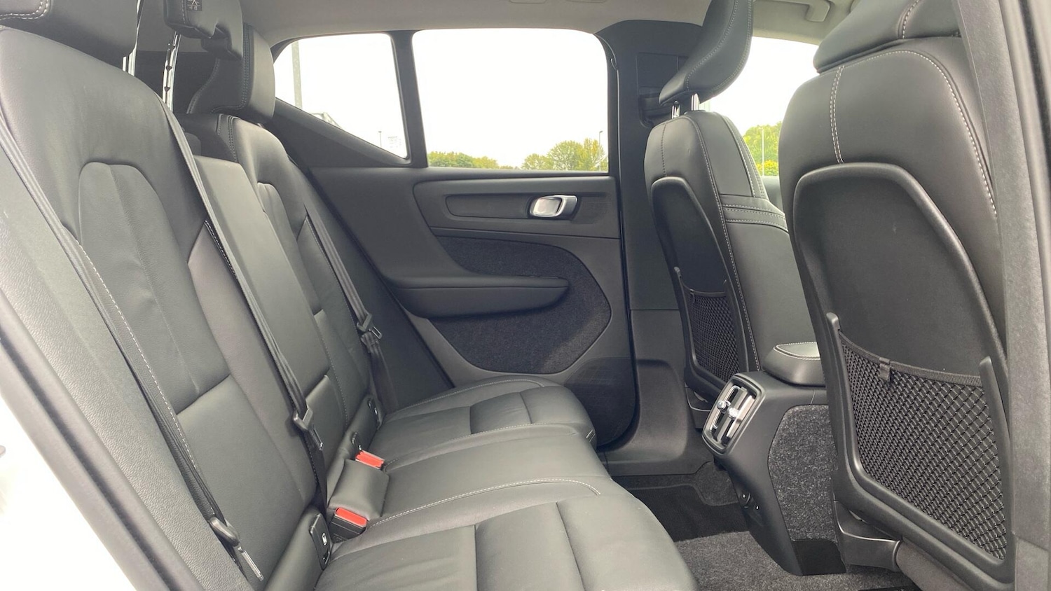 Used Volvo XC40 2025 for sale - 76122221: Photo 6