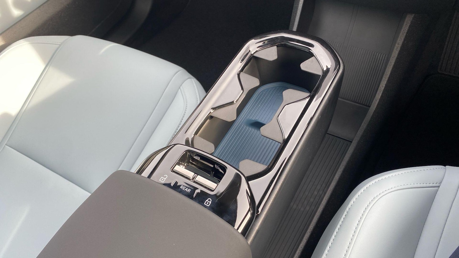 Used Volvo EX30 2025 for sale - 77343921: Photo 11