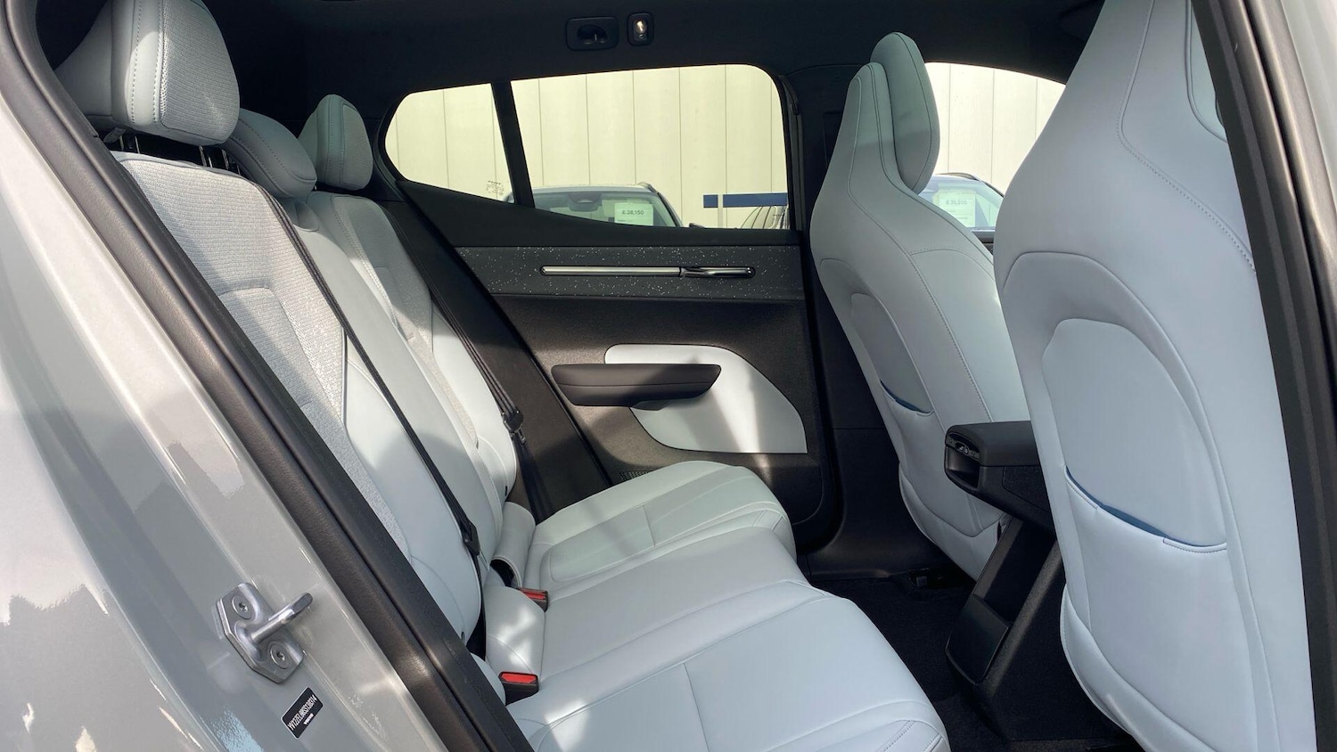 Used Volvo EX30 2025 for sale - 77343921: Photo 13