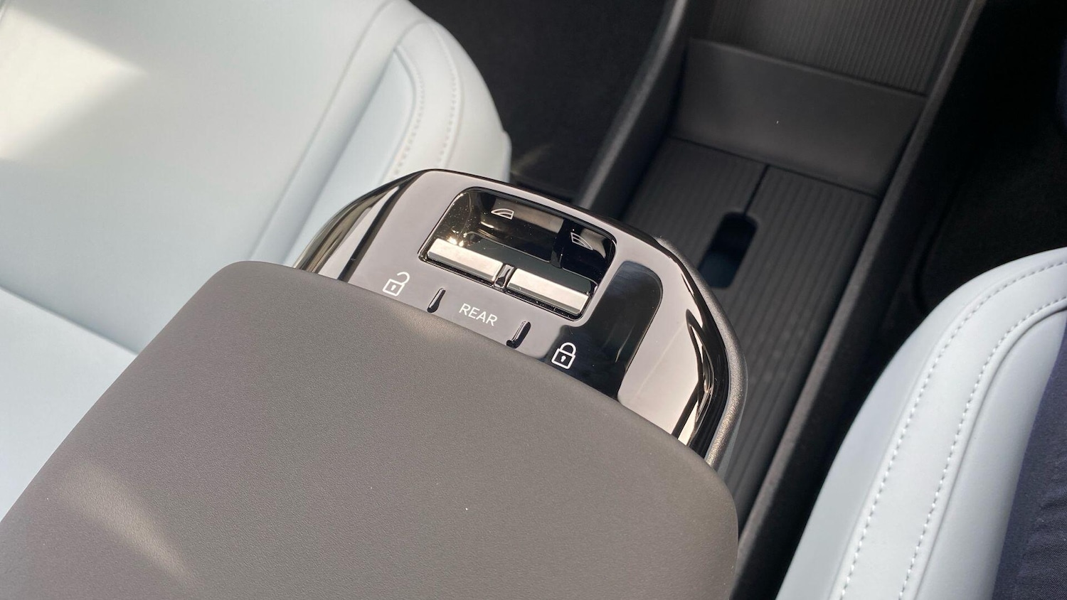 Used Volvo EX30 2025 for sale - 77343921: Photo 19