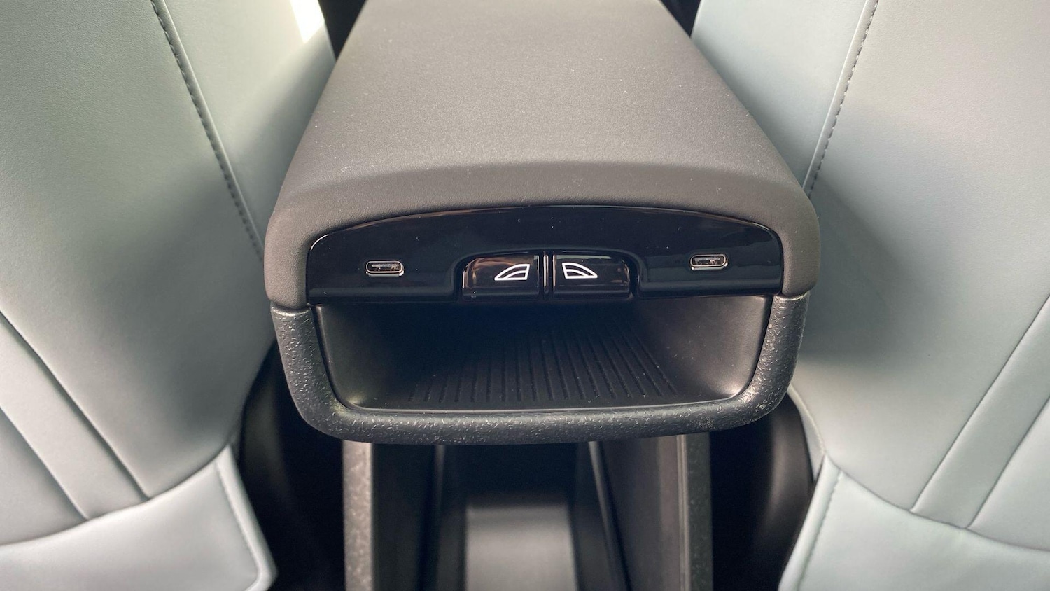 Used Volvo EX30 2025 for sale - 77343921: Photo 44