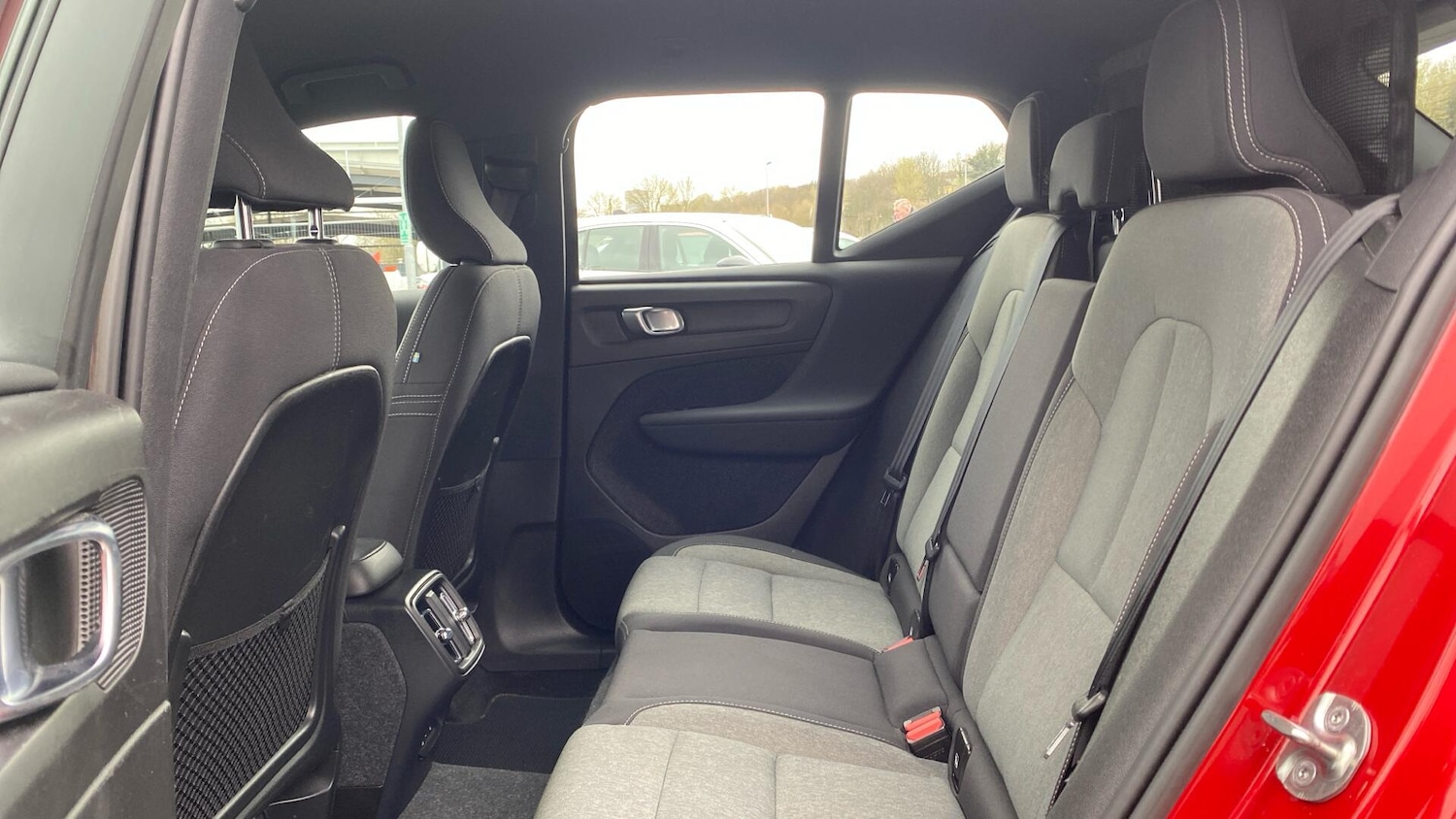 Used Volvo XC40 2023 for sale - 77925053: Photo 32