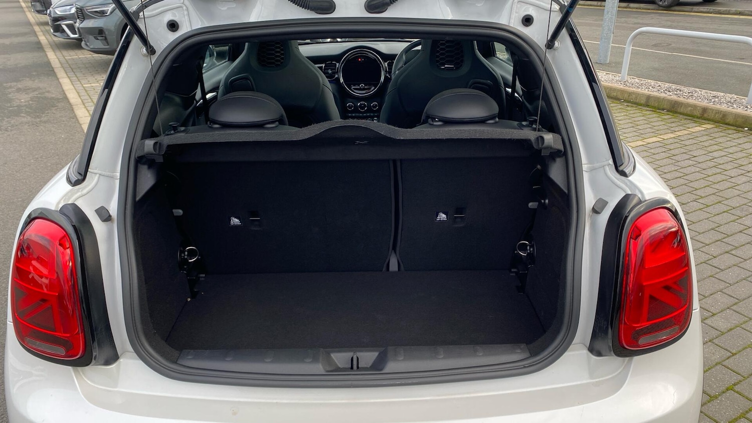 Used MINI Hatch 2023 for sale - 76727834: Photo 13