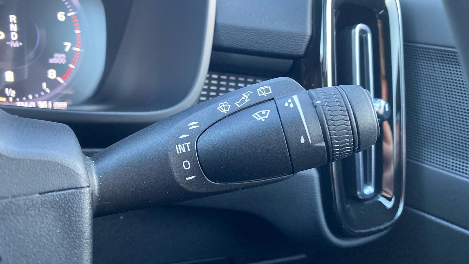 Used Volvo XC40 2021 for sale - 76753345: Photo 23