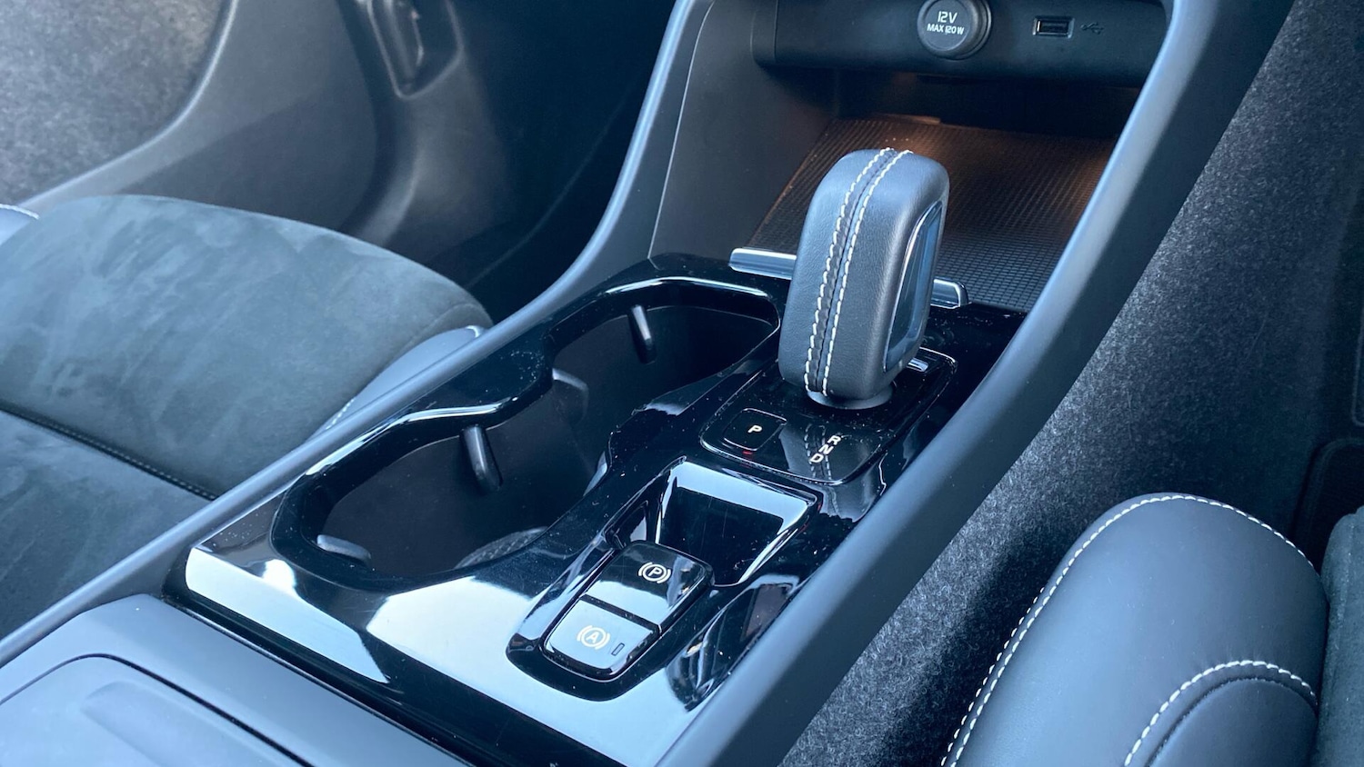 Used Volvo XC40 2021 for sale - 76753345: Photo 25