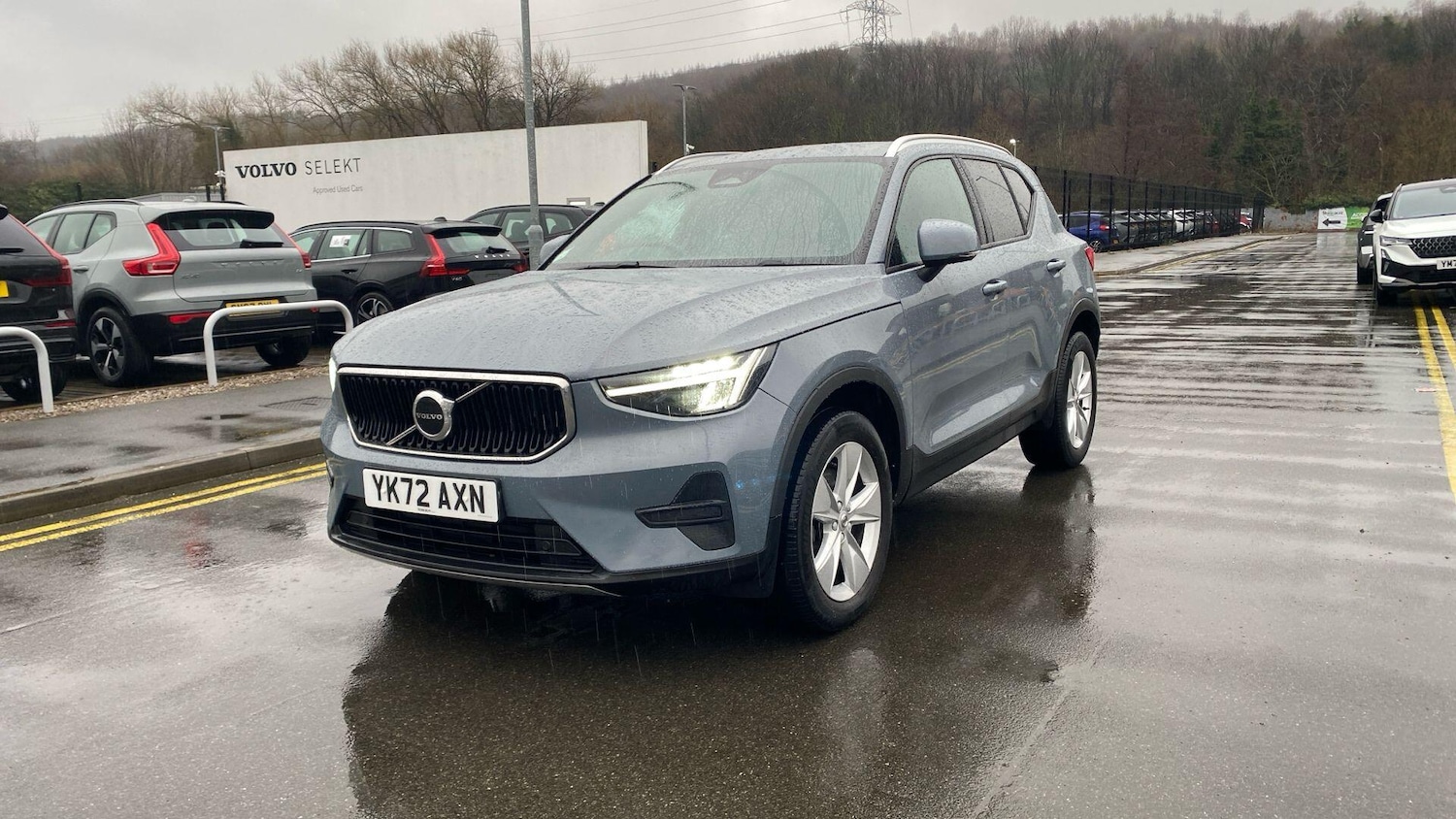 Used Volvo XC40 for sale - 77497079: Photo 4