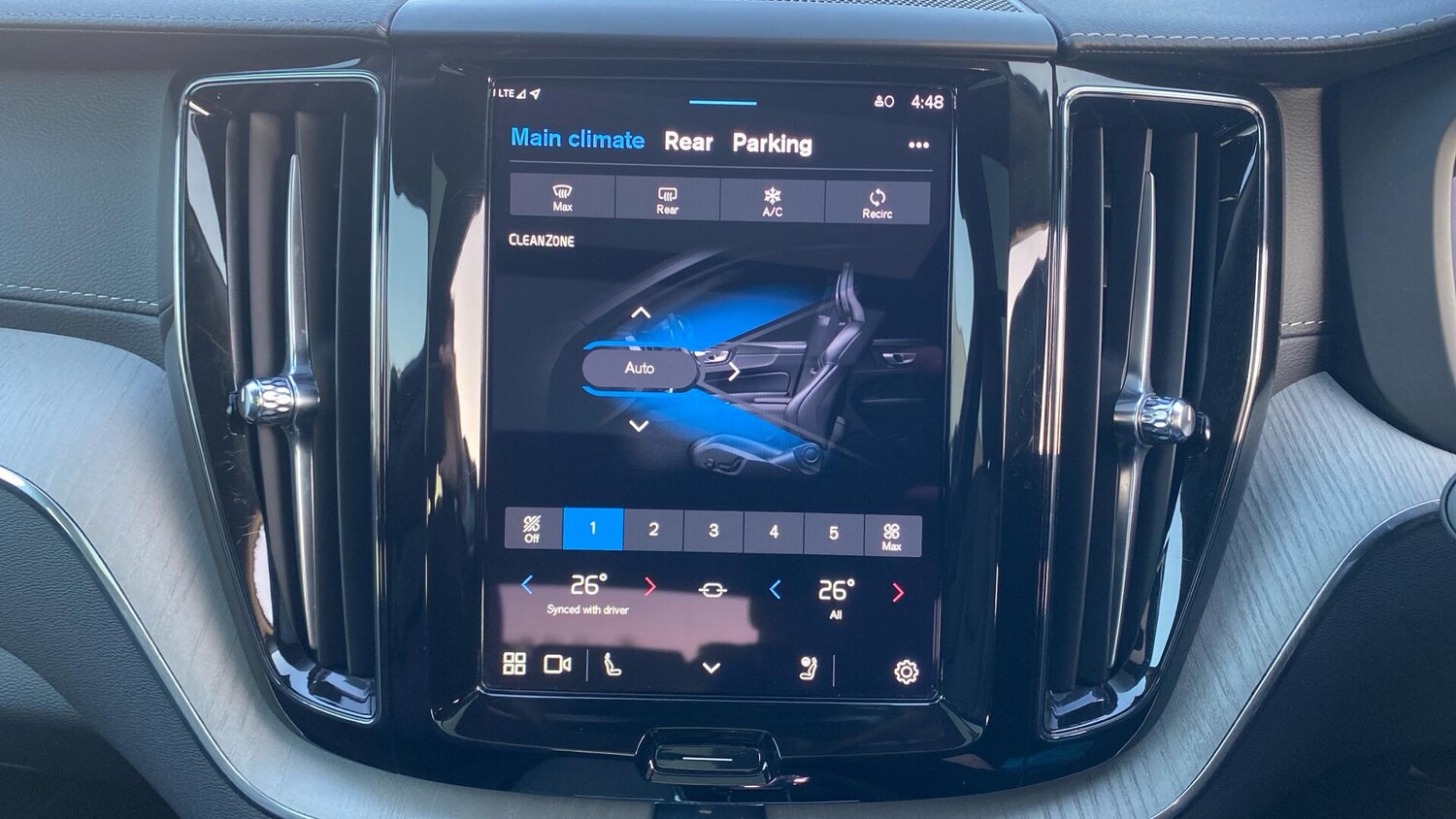 Used Volvo XC60 2025 for sale - 77799199: Photo 14