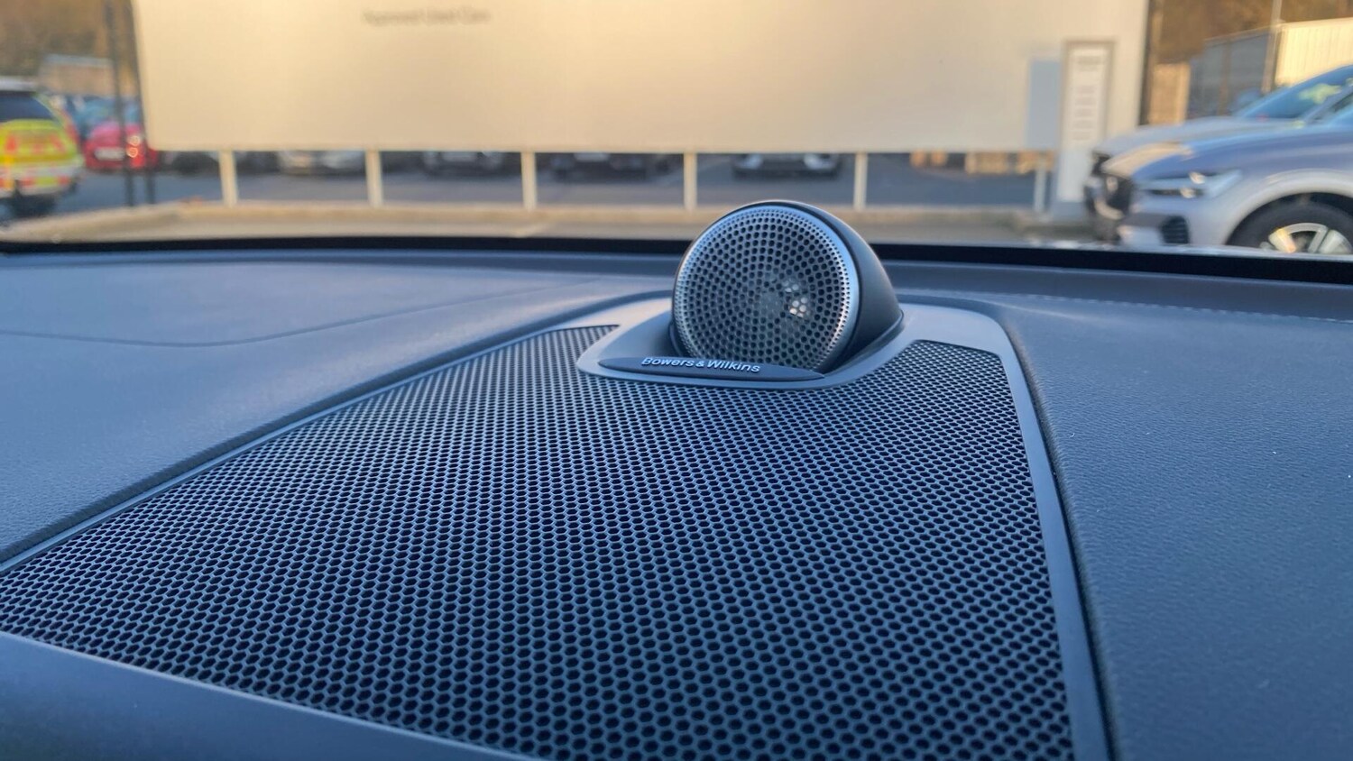 Used Volvo XC60 2025 for sale - 77799199: Photo 25