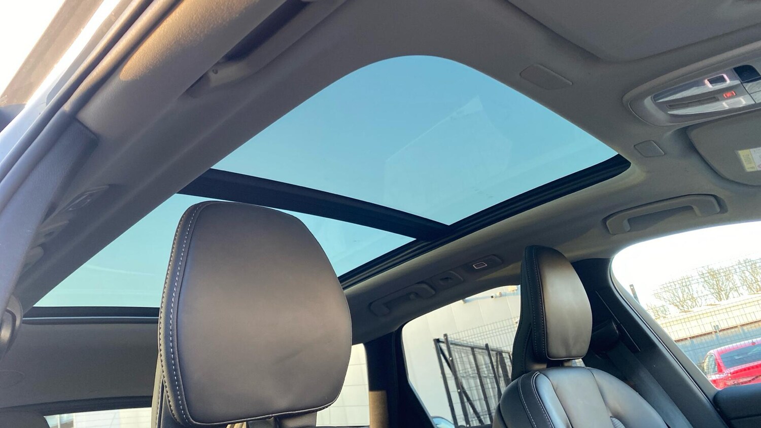 Used Volvo XC60 2025 for sale - 77799199: Photo 31